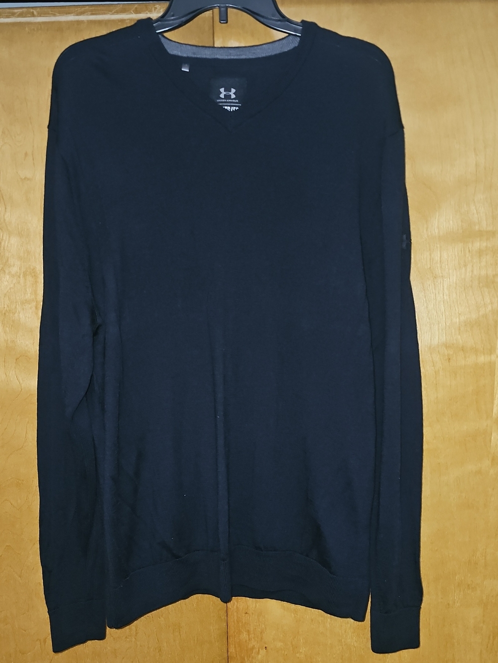 Under Armour Black V-Neck Pullover Sweater